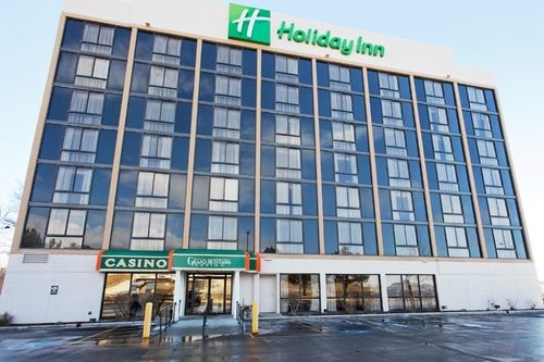 Holiday Inn Grand Montana 001